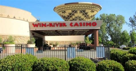  win river casino